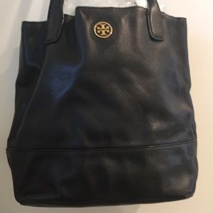 Black Tory Burch tote
